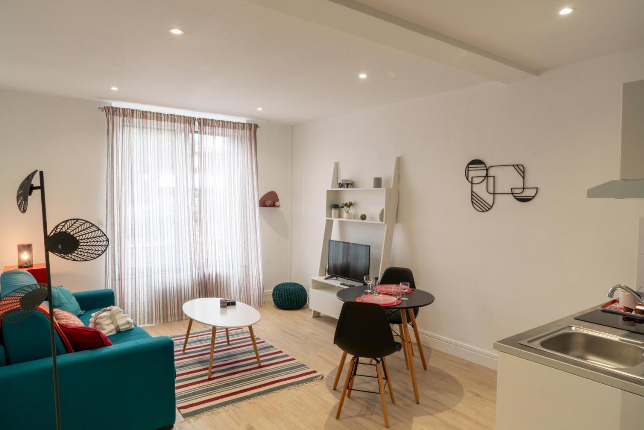 L'Authenticite Apartment Charleville-Mezieres Bagian luar foto